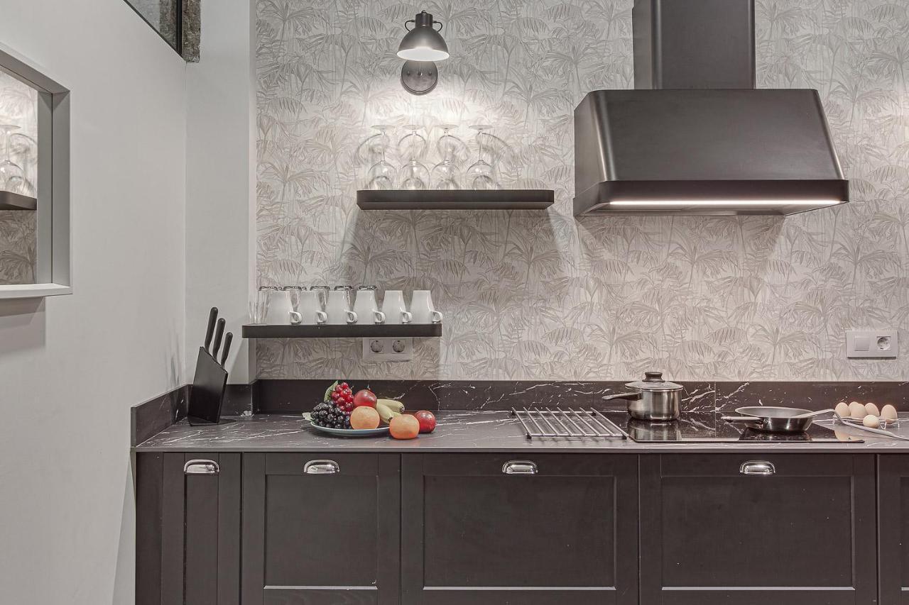 Central Square Deluxe Apartment Ла-Корунья Экстерьер фото
