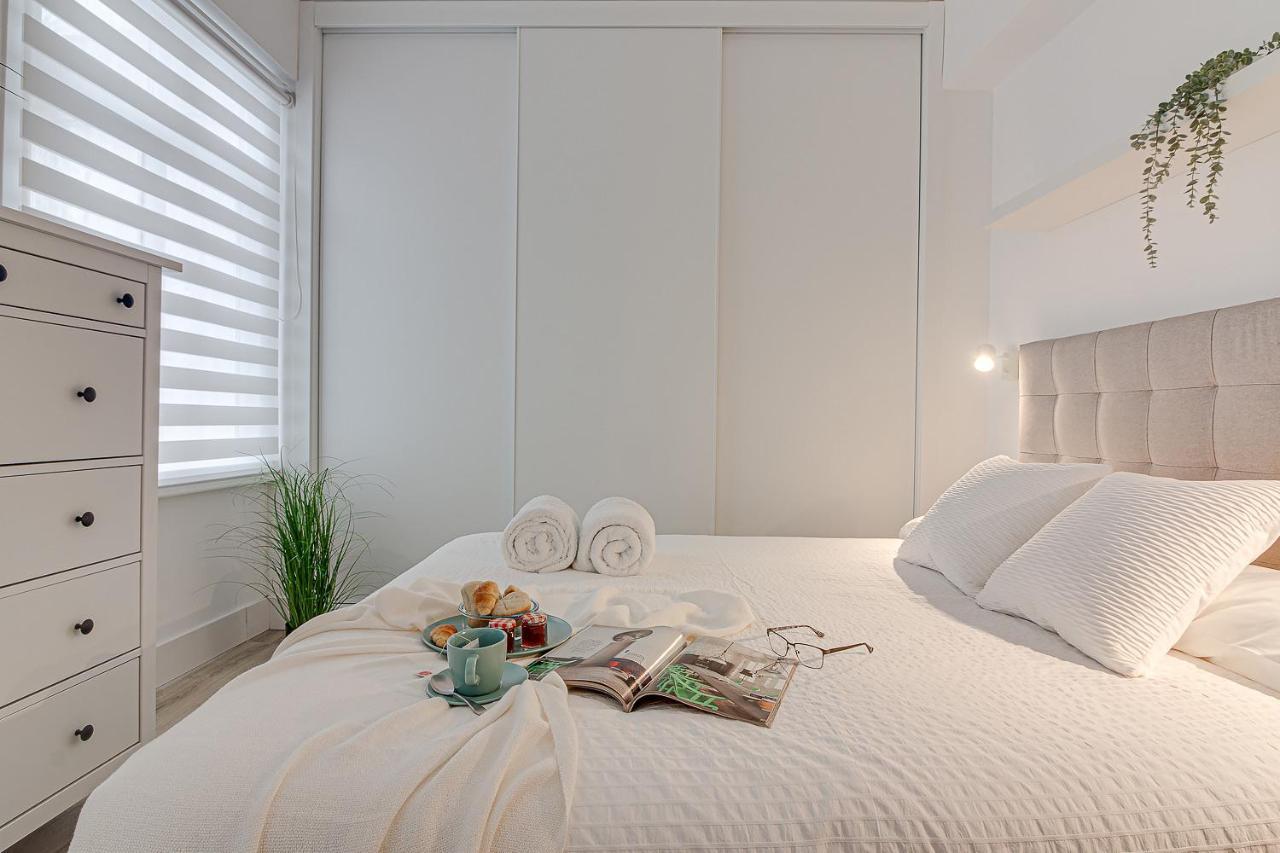 Central Square Deluxe Apartment Ла-Корунья Экстерьер фото