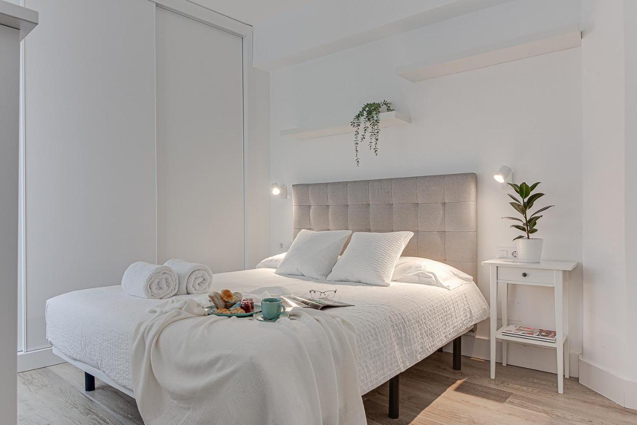 Central Square Deluxe Apartment Ла-Корунья Экстерьер фото